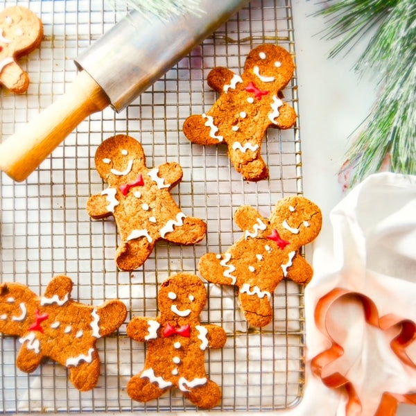 Gingerbread Kookie for Dogs (Holiday Special!)